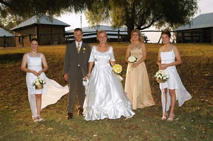AUST NT AliceSprings 2002OCT19 Wedding SYMONS Photos Marie 029